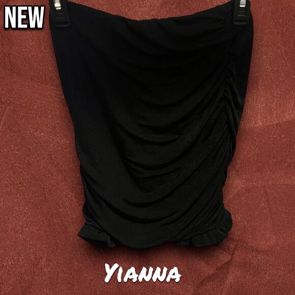 New Yianna Black Ruched Bodycon Skirt – Size Small (Tag Removed) - Picture 3 of 4